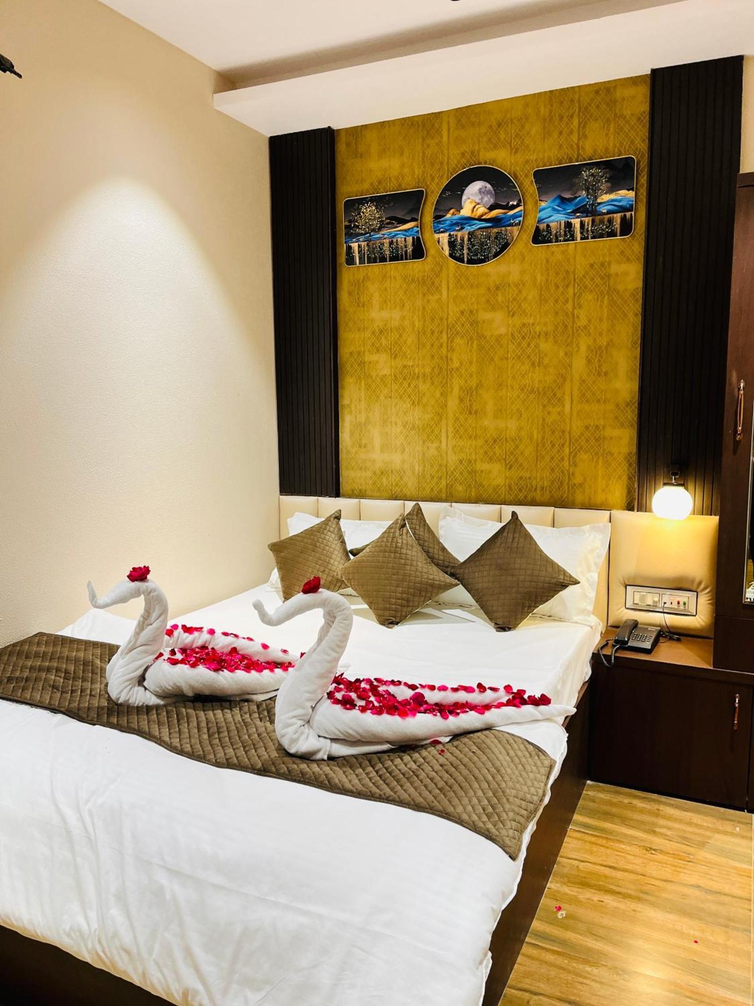 Shubh Laxmi Residence อัจเมอร์ ภายนอก รูปภาพ